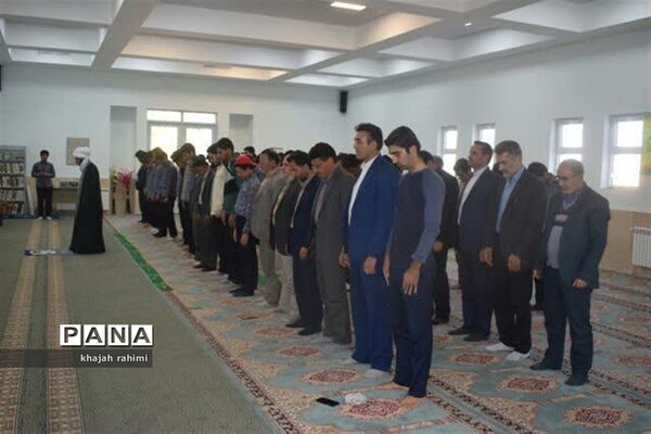بازدید مدیرکل آموزش و پرورش از مدارس بهاباد