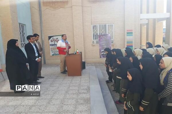 مانور زلزله در دبیرستان فاطمیه زارچ