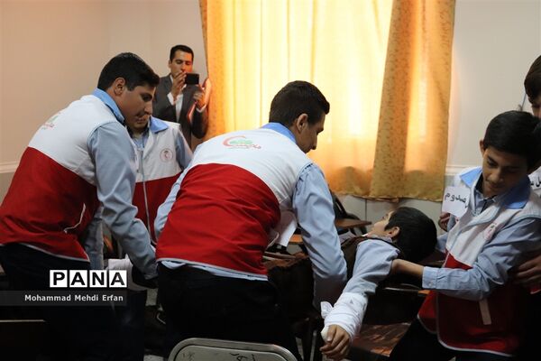 برگزاری مانور زلزله در آباده