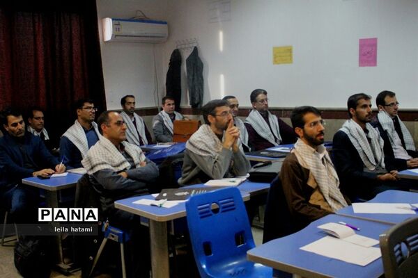 برگزاری دوره ضمن خدمت مدرسان درس تفکر و سبک زندگی استان آذربایجان شرقی درتبریز