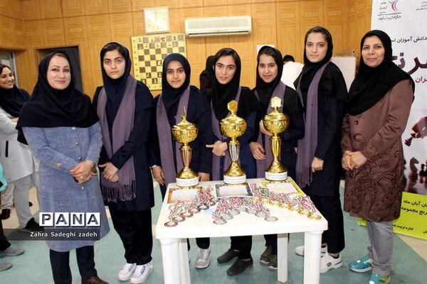 مسابقات شطرنج مقطع متوسطه دوم دختران استان بوشهر