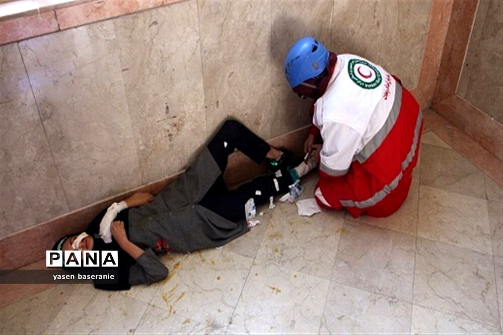 مانور زلزله و ایمنی در زاهدان