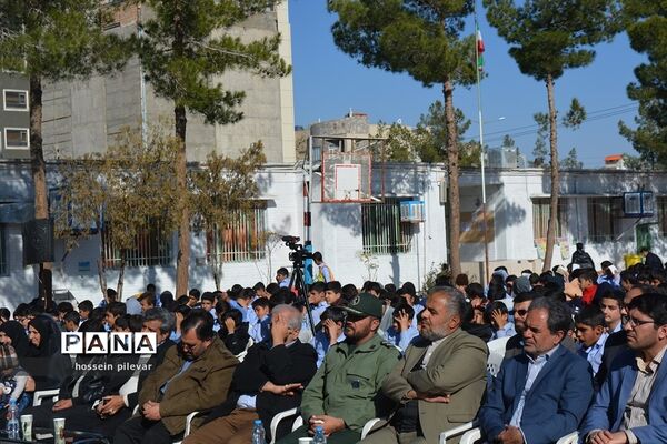 جشن میلاد شهید مهدی صبور در دبیرستان شهید نواب صفوی