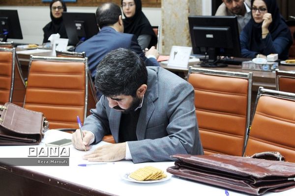 اولین روز ثبت نام داوطلبان یازدهمین دوره مجلس شورای اسلامی در ارومیه