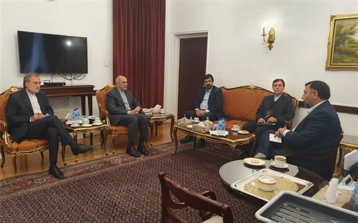 اردبیلی های مقیم خارج از کشور برای سرمایه گذاری در استان شناسایی و جذب می شوند