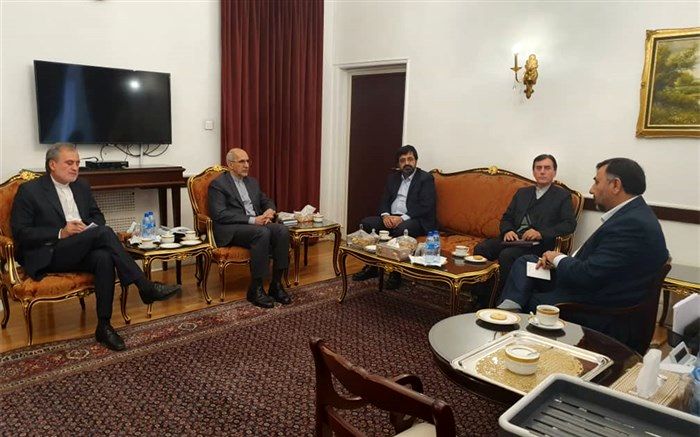 اردبیلی های مقیم خارج از کشور برای سرمایه گذاری در استان شناسایی و جذب می شوند