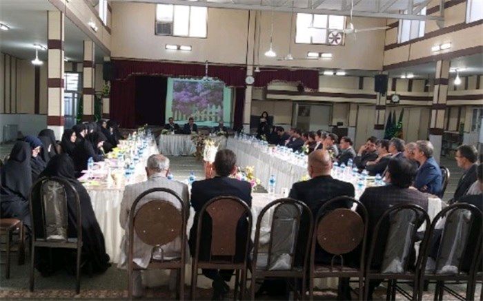 60 بسته ورزشی به مدارس شبانه روزی استان اهدا شد