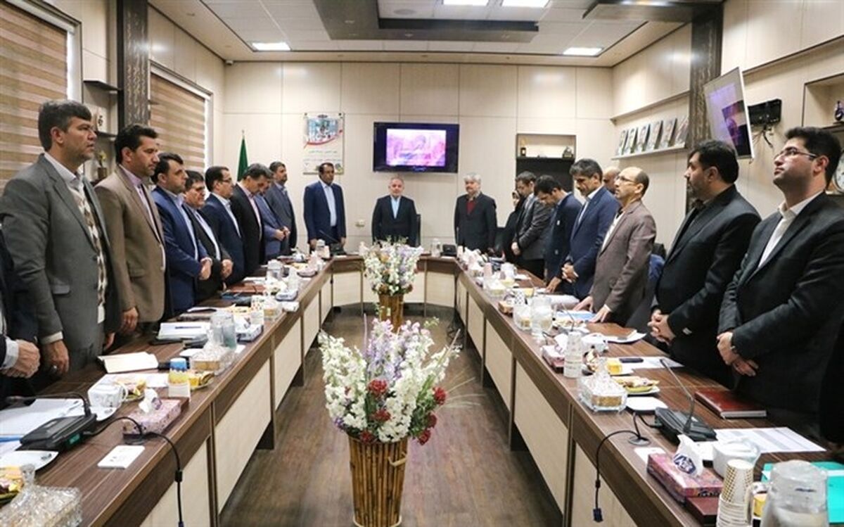 مدیران و معلمان فضای یادگیری در مدارس را شاداب کنند