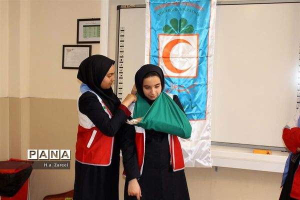 برگزاری طرح دادرس در دبیرستان حضرت خدیجه کبری (س)