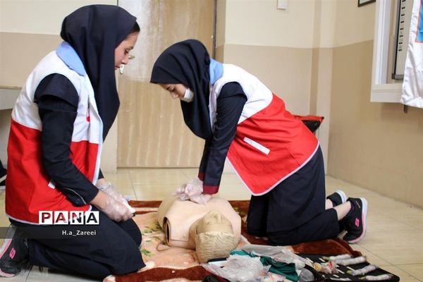 برگزاری طرح دادرس در دبیرستان حضرت خدیجه کبری (س)