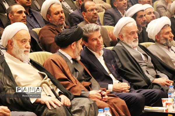 اجلاس استانی نمازدر ارومیه
