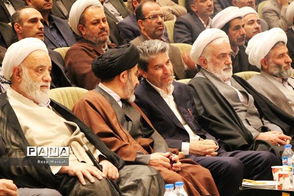 اجلاس استانی نمازدر ارومیه