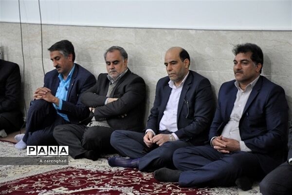 بازدیدمدیرکل آموزش و پرورش استان یزد از هنرستان نمونه دولتی خادمی