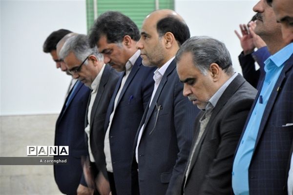 بازدیدمدیرکل آموزش و پرورش استان یزد از هنرستان نمونه دولتی خادمی