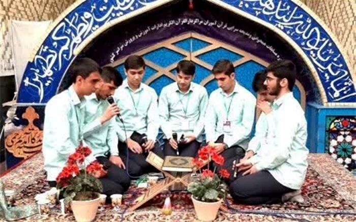 افتخار آفرینی دانش آموزان زنجانی در مسابقات همخوانی و مدیحه سرایی کشور