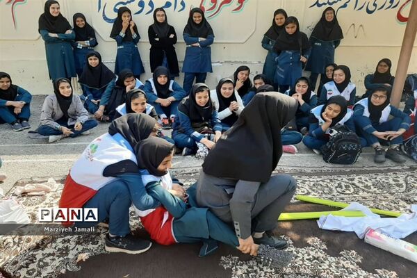 آموزش امداد ونجات در گله‌دار