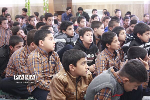 آموزش کمک‌های اولیه  در مدارس ایمن منطقه مروست