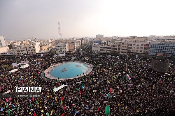 اجتماع مردم تهران در پی اعتراض به حوادث اخیر