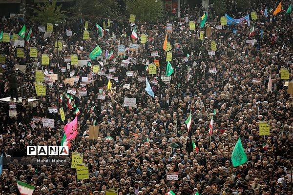 اجتماع مردم تهران در پی اعتراض به حوادث اخیر