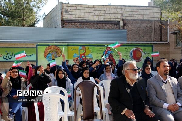 افتتاحیه ششمین دوره المپیاد ورزشی درون مدرسه‌ای در دبیرستان فخرالزمان قریب