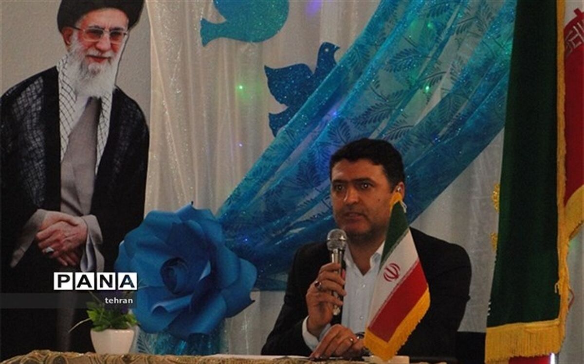 حمید شاه منصوری: بهداشت جسمی و روحی نوجوانان در گرو ایجاد فضای شاد در مدارس است