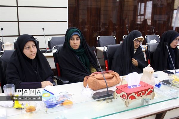 دوره آموزشی نهضت ملی حفظ قرآن کریم در آموزش و پرورش استان بوشهر