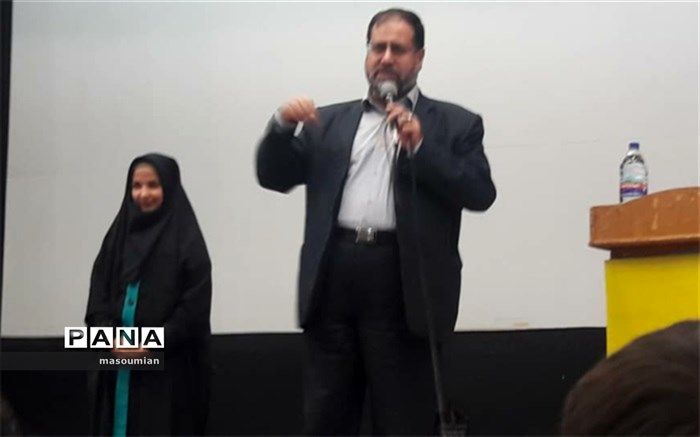 برگزاری جلسه پیشگیری از آسیب های اجتماعی در مدارس ابرکوه