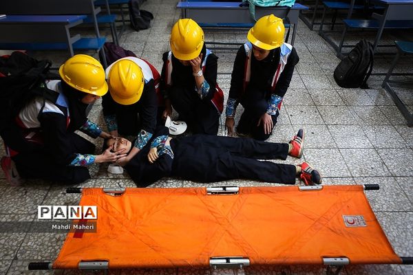 بیست و یکمین مانور زلزله و ایمنی