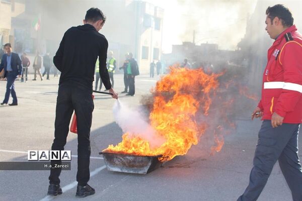 بیست و یکمین مانور سراسری زلزله در استان اصفهان