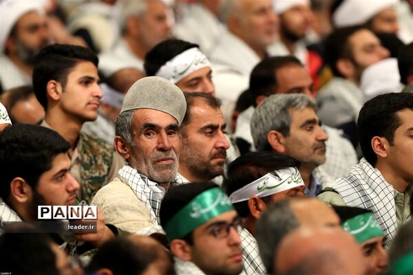دیدار بسیجیان با مقام معظم رهبری