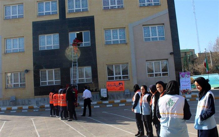 برگزاری بیست و یکمین مانور زلزله در چناران