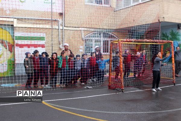 مسابقه فوتبال مدرسه میثاق ناحیه ۳ تبریز