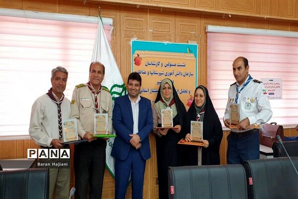 تجلیل از مربیان برتر پیشتاز استان بوشهر