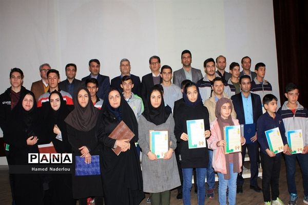 مراسم تجلیل از مقام‌آوران المپیاد ورزشی