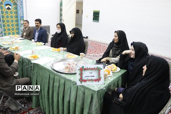 گردهمایی دبیران و عوامل اجرایی مدارس متوسطه (دوره اول) سمپاد