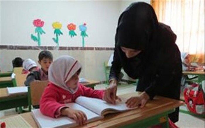 بررسی مشکلات مدرسه استثنائی امید بافق