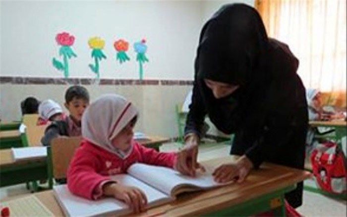 بررسی مشکلات مدرسه استثنائی امید بافق