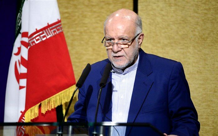زنگنه:درباره درآمد نفت صحبت نمی کنم چون قرار نیست آدرس به آمریکا بدهم