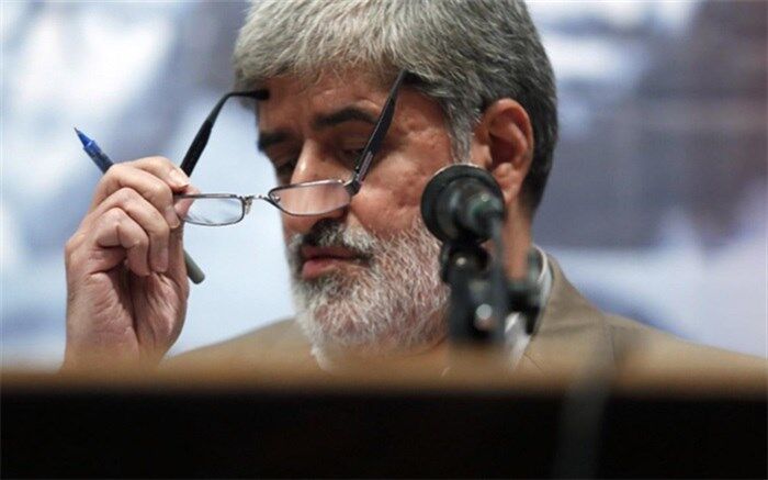 مطهری: برخی کارها خارج از مجلس انجام می‌شد