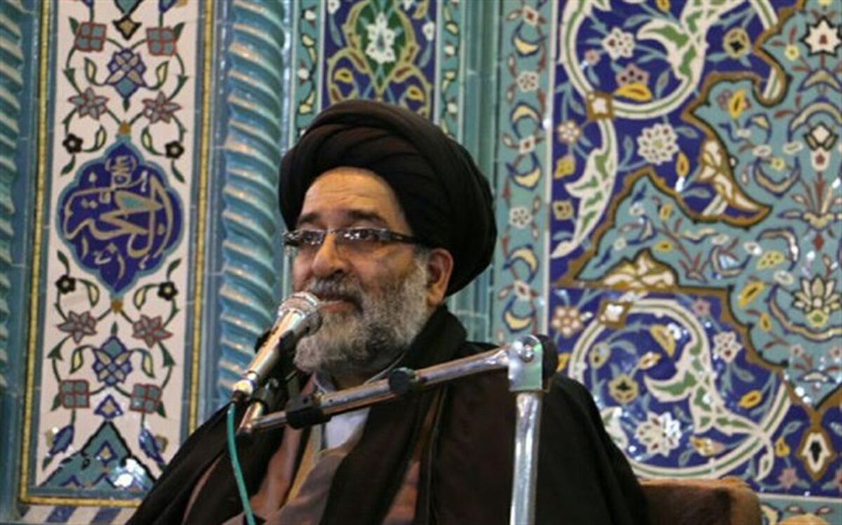 امام جمعه موقت ورامین :اگر دشمن فرصت پیدا کند جنایاتی بدتر از داعش در ایران رخ خواهد داد و می‌بایست هوشیار باشیم