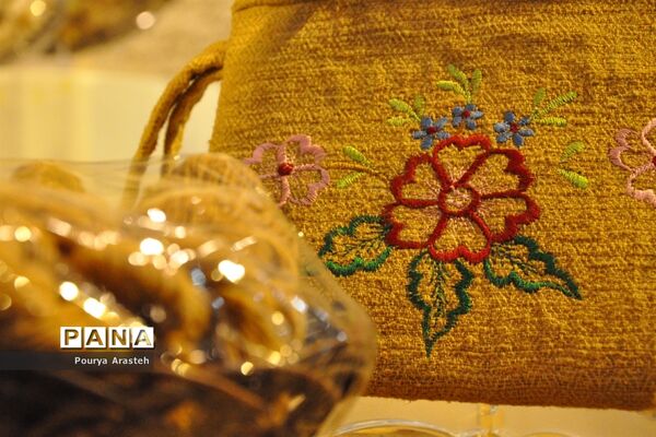 بازگشایی نمایشگاه هنرهای دستی درنمایشگاه بین المللی  استان خراسان جنوبی
