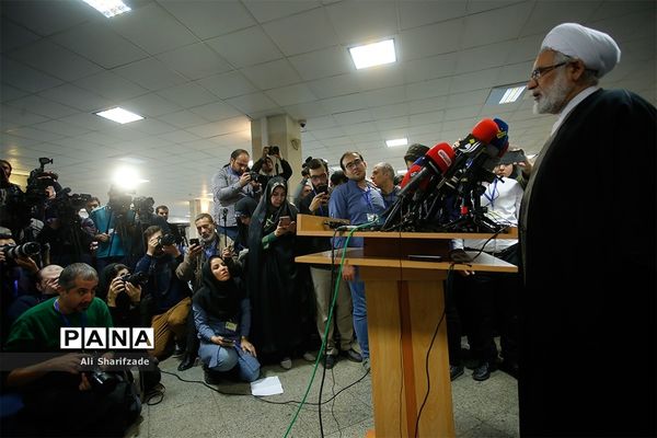 بازدید دادستان کل کشور از  روند ثبت نام انتخابات یازدهمین دوره مجلس شورای اسلامی