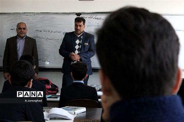 روز حسابدار درهنرستان نمونه دولتی خادمی