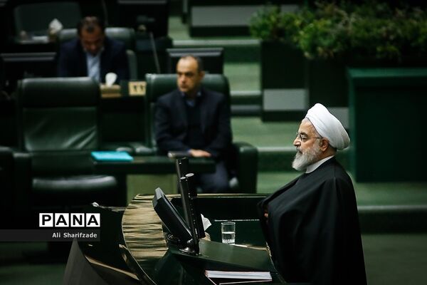 تقدیم لایحه بودجه ۹۹ به مجلس شورای اسلامی
