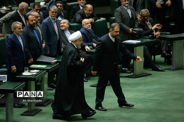 تقدیم لایحه بودجه ۹۹ به مجلس شورای اسلامی