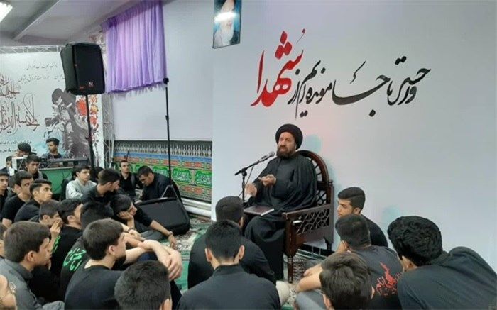 معطر شدن فضای مدرسه ملاصدراناحیه دو شهرری به حضور شهید گمنام