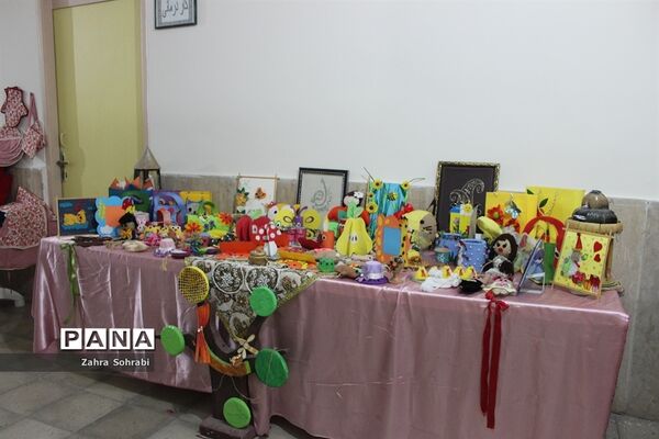 جشن گرامیداشت روز معلولین آموزشگاه استثنایی باغچه‌بان اسلامشهر