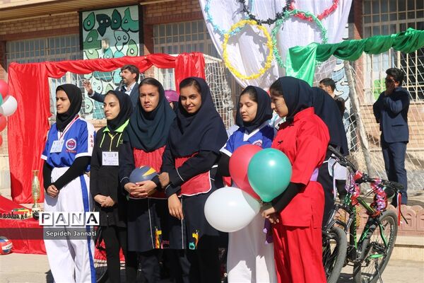 برگزاری المپیاددرون مدرسه‌ای مدارس متوسطه شهرستان آباده