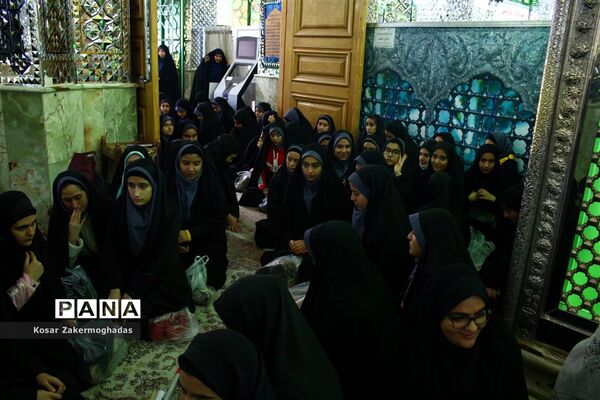 اعزام دانش‌آموزان دختر شهرستان رباط کریم به اردوی راهیان نور جنوب کشور