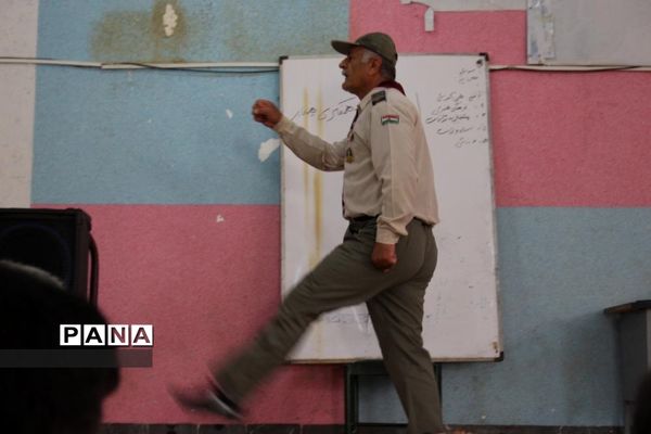 دوره آموزشی و توانمندسازی مربیان پیشتاز شهرستان لنده